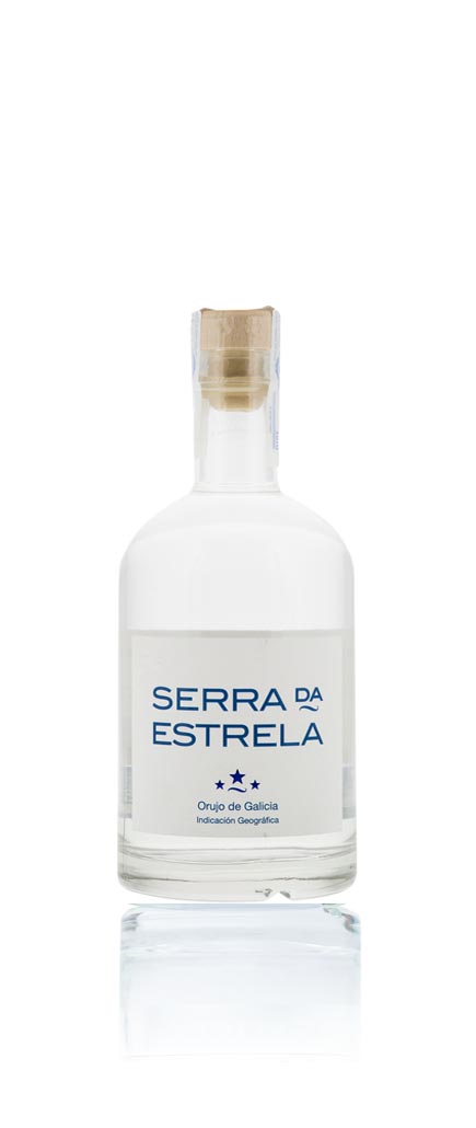 Botella de Orujo Serra da Estrela